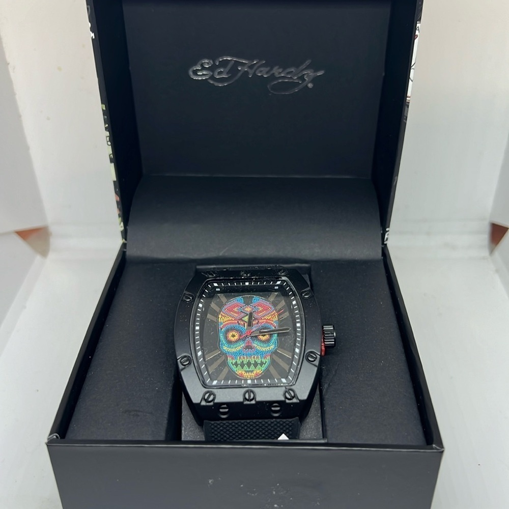 Ed Hardy Men’s Skull Print Dial Matte Black Silicone Strap Analog Watch …